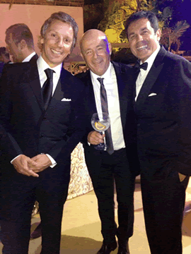 De izq a derecha; Alejandro Gravier,marido de Valeria Mazza, Paco Fortes,abogado de Banderas y Miguel Sierralta,productor