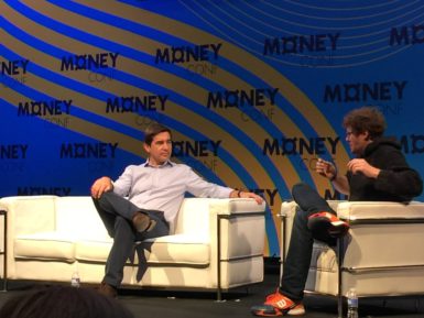 Carlos Torres Vila, consejero delegado de BBVA, y Paddy Cosgrave, fundador y consejero delegado de MoneyConf.