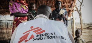 MSF au camp de refugies de Yida, Soudan du Sud (Mai 2012). *** Local Caption *** In South Sudan, MSF is present in Yida, next to the border with Sudan. This village hosts a camp of refugees who escaped shellings in South Kordofan. MSF set up a small hospital and a clinics in the refugees'camp in Yida. A new influx of 30,000 refugees crossed the border from Sudan's Blue Nile State into South Sudan's Upper Nile State over a period of about 2 weeks. They join the 70,000 refugees who are already hosted in overcrowded refugee camps. With no space left in the camps, and life-threatening shortages of water, a place of refuge with the basic life-sustaining essentials needs urgently to be found. MSF is providing medical care and treating 90,000 litres of water per day in their temporary gathering-place under trees in the harsh environment of this remote corner of South Sudan.
