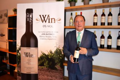 CARLOS MORO PRESENTA WIN