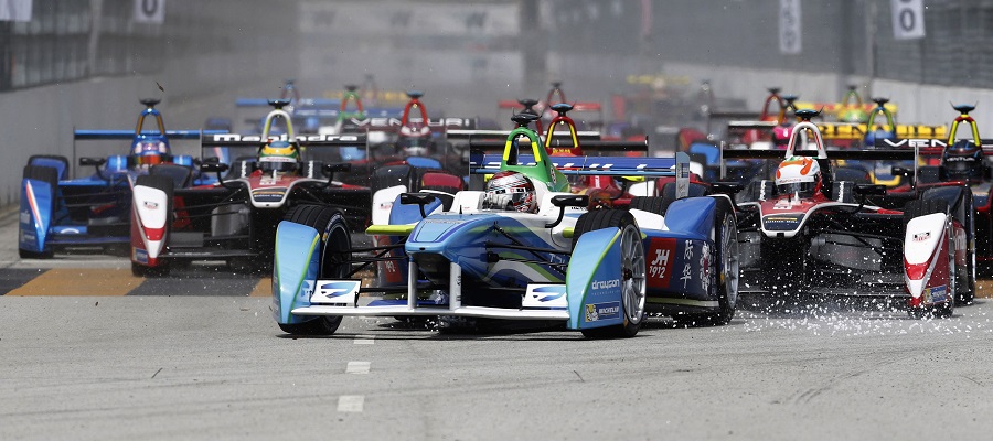 Drivers leave the starting grid during the Formula E Championship race in Putrajaya November 22, 2014. The FIA Formula E Championship is the world's first fully electric racing series. REUTERS/Olivia Harris (MALAYSIA - Tags: SPORT MOTORSPORT TPX IMAGES OF THE DAY)