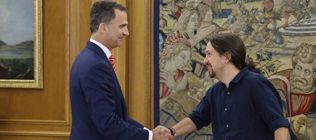 Felipe VI y Pablo Iglesias (Podemos)