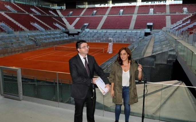 Carlos Sánchez Mato y Celia Mayer