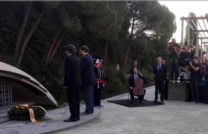 Carles Puigdemont y Oriol Junqueras en el homenaje a Lluis Companys.