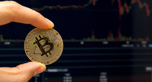 cc la bitcoin)