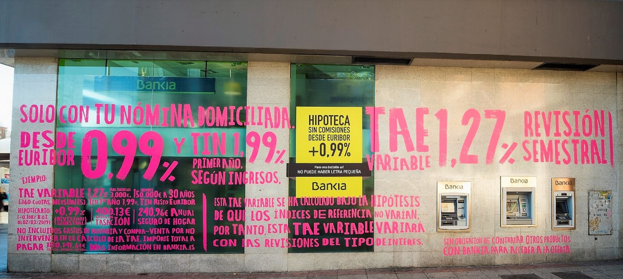 Examinar detenidamente Insatisfecho formar Bankia lanza la hipoteca con "la letra pequeña más grande del mundo" |  DiarioAbiertoDiarioAbierto