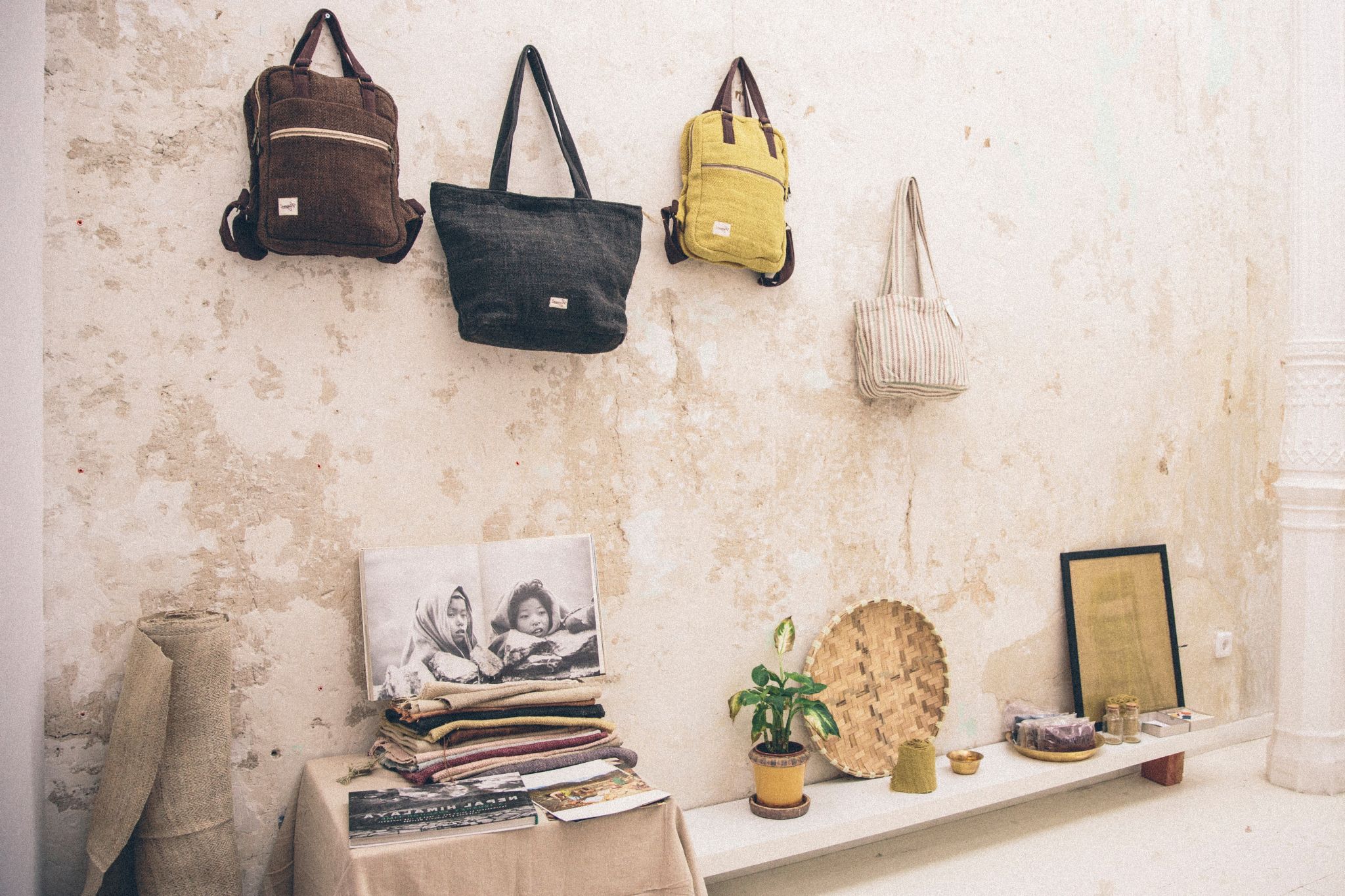Hemper lleva sus mochilas de Nepal de Internet a Malasaña | DiarioAbiertoDiarioAbierto