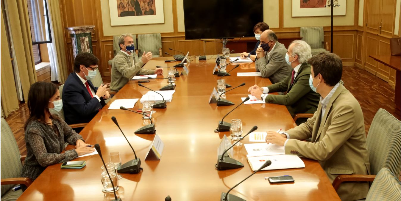 Reunión del ministro de Sanidad, Salvador Illa, con el consejero de Sanidad de Madrid, Enrique Ruiz Escudero