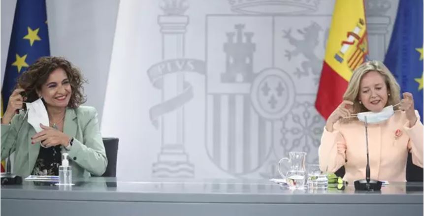 María Jesús Montero y Nadia Calviño