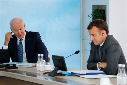 Joe Biden y Emmanuel Macron