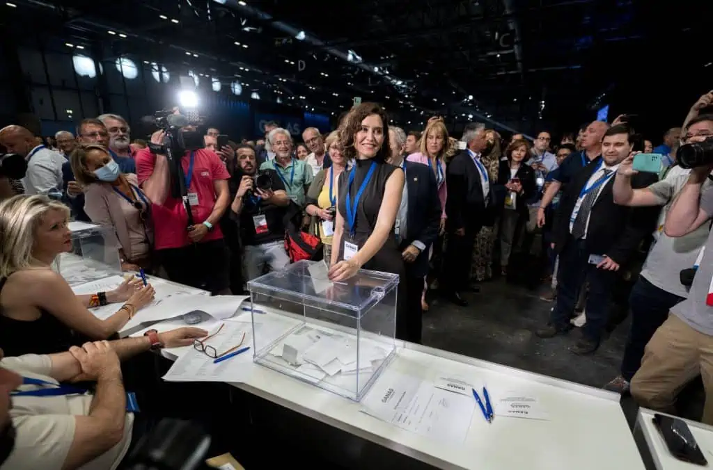 <p>La presidenta de la Comunidad de Madrid, Isabel Díaz Ayuso, al final de la primera jornada del XVII Congreso del Partido Popular de Madrid<br /> Alberto Ortega / Europa Press<br /></p>