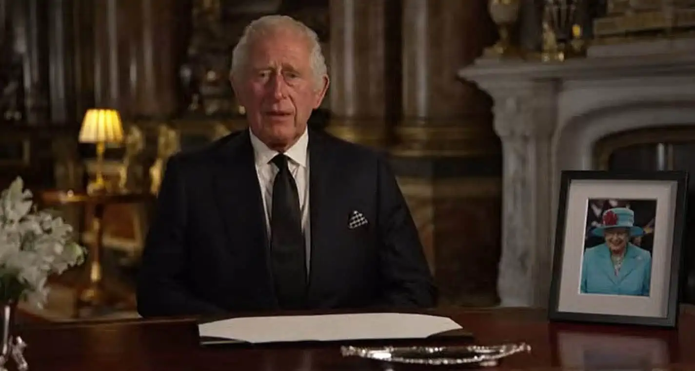 El Rey Carlos III durante su primer discurso - BBC