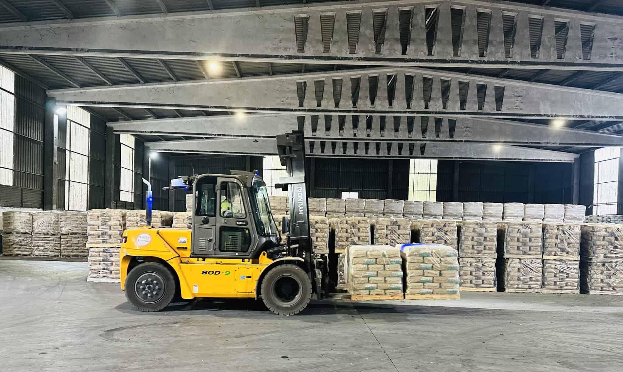 El consumo de cemento se incrementa un 18,5% en octubre, con casi 1,7 millones de toneladas